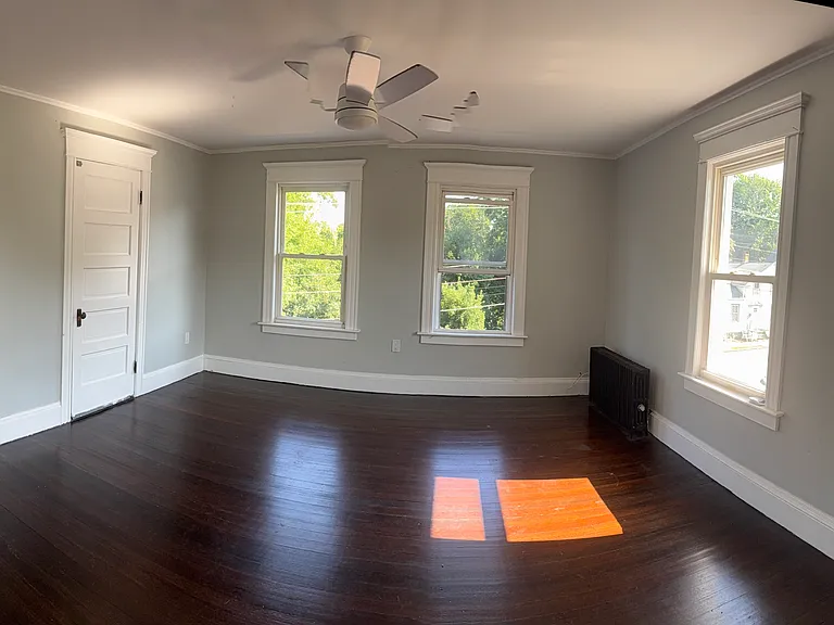 40 Pleasant St #2 — Photo 2