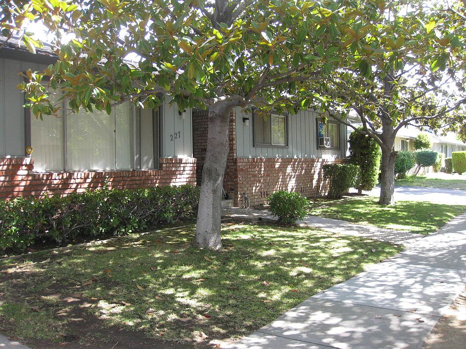 1st image of 227 Hollis Ave APT 4