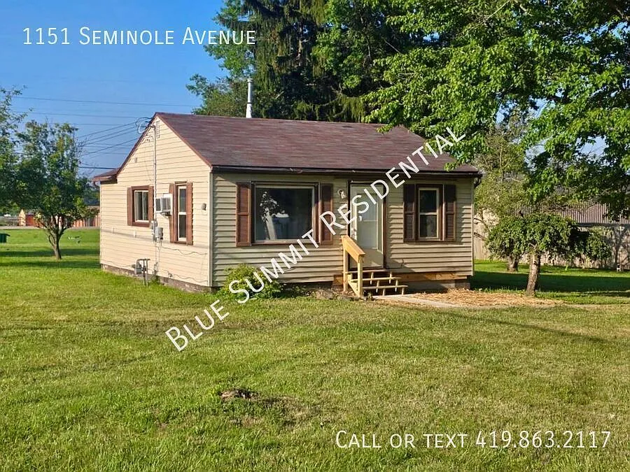 Adorable 2 Bedroom Ranch — Photo 1