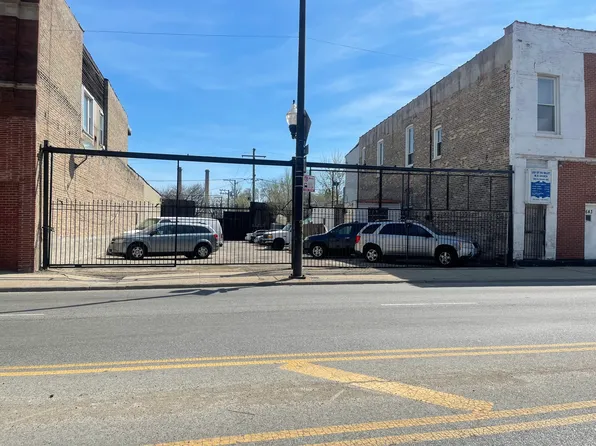 (undisclosed Address), Chicago, IL 60644
