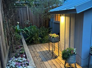 2 Vizcaino NW, Carmel By The Sea, CA 93921