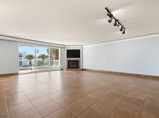 TURNBERRY PLACE, Las Vegas, NV 89109