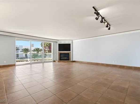 2857 Paradise Rd Unit 301, Las Vegas, NV 89109