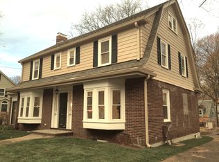 19 Berkshire Rd, Newton, MA 02460