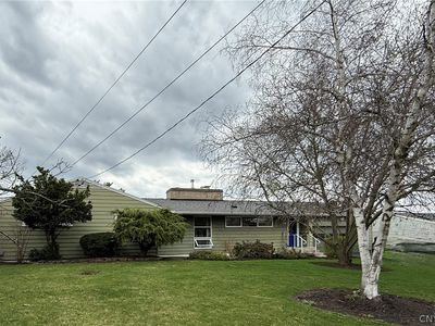 22 Drumlins Ter, Syracuse, NY, 13224
