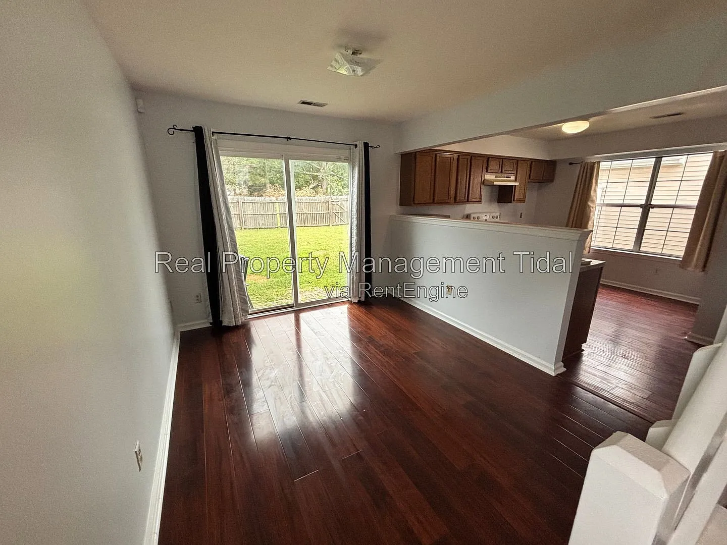 2 bed, 2.0 bath, 1115 sqft, $1,650 — Photo 3