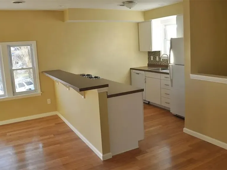 1640 Ellsworth Ave — Photo 3