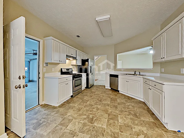 3151 Serenade Ct — Photo 4