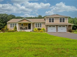 11 Mahoney Rd, East Windsor, CT 06088