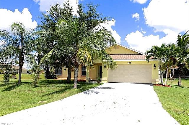 1st image of 709 NW 37th Pl
