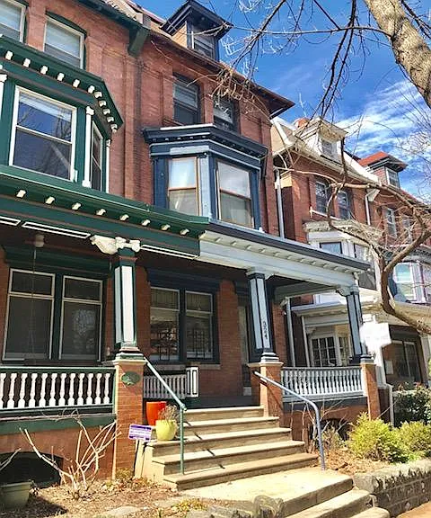 324 S 43rd St #3-1BDR — Photo 1