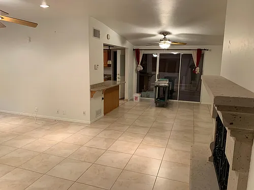 5202 E Rosewood St Photo 1