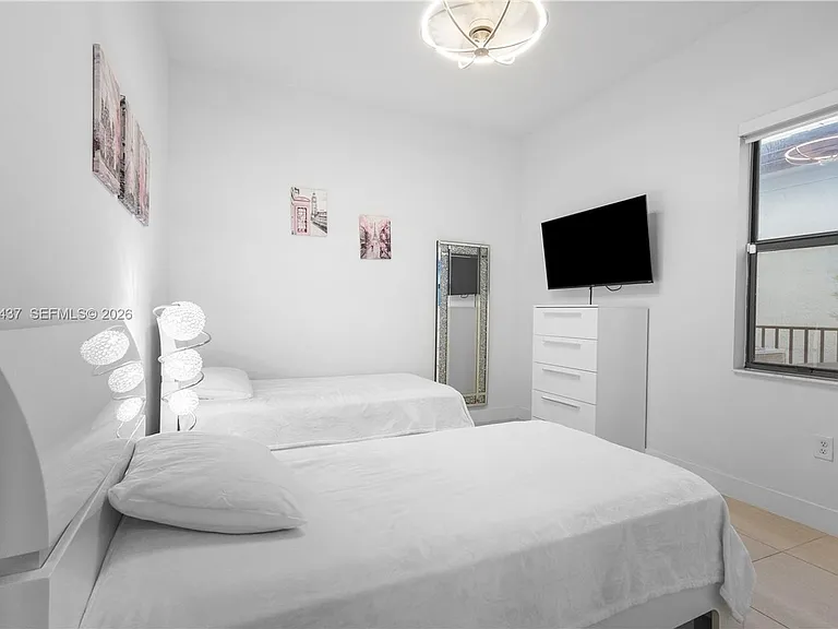 4335 SW 174th Ave — Photo 18