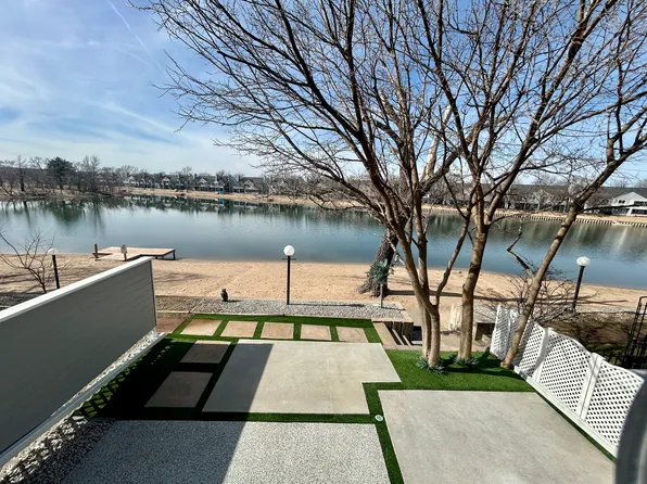 1123 N Lakewind St, Wichita, KS 67212