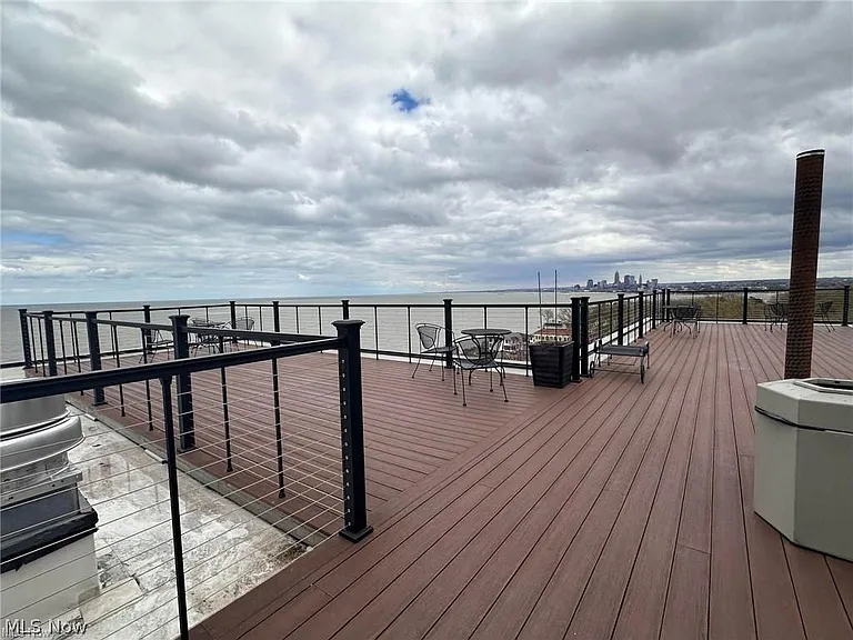 11720 Edgewater Dr #908 — Photo 12