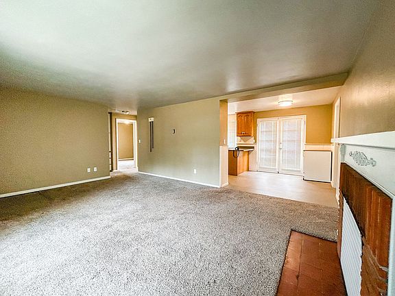 5th image of 646 Charles Ave S
