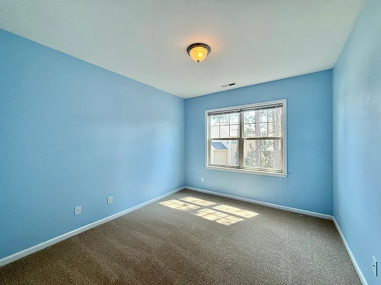 1140 Litchborough Way — Photo 25