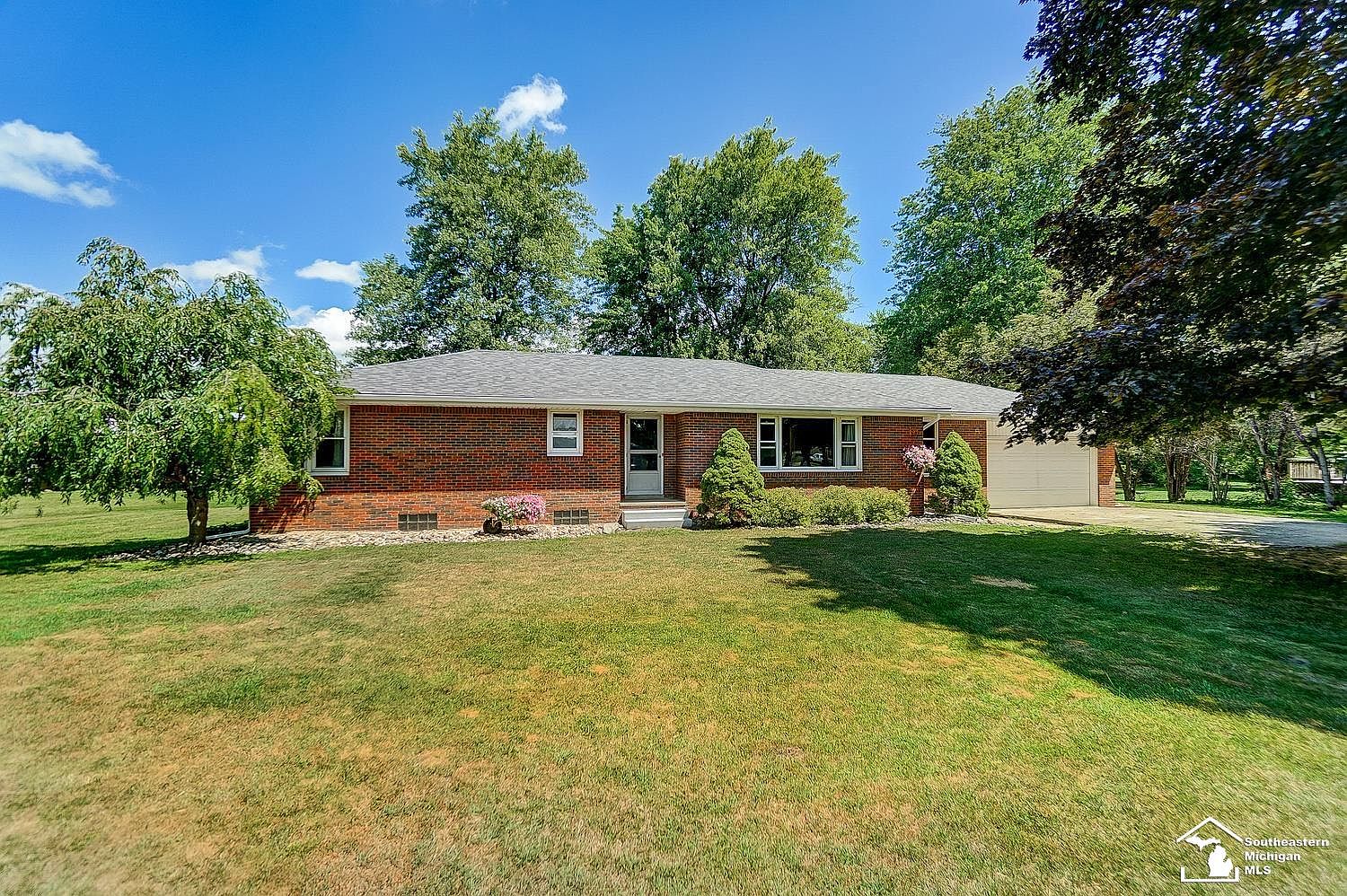 4060 Bluebush Rd, Monroe, MI 48162 Zillow