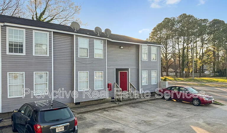 1100 Wilson Rd #7 — Photo 16