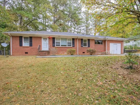 1103 Valencia Dr, Dalton, GA 30720