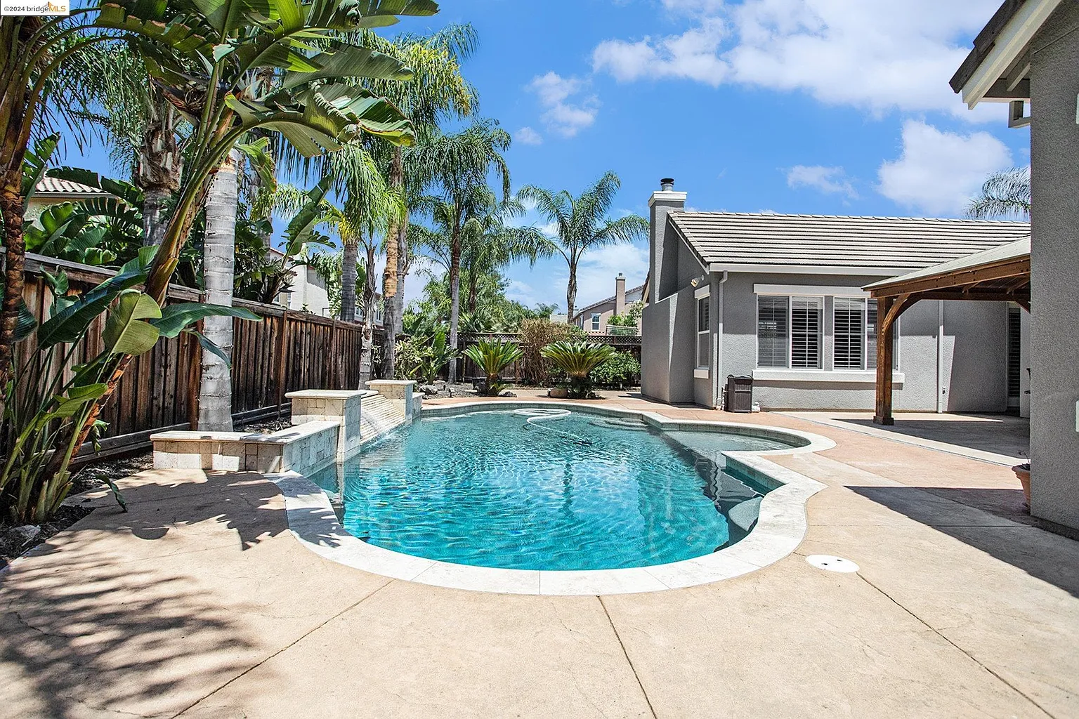 1832 La Fonte Dr photo 1