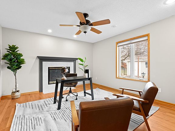 5th image of 5718 48th Ave NW