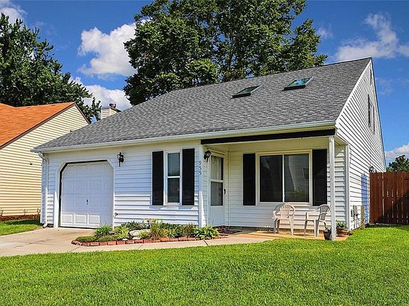 3rd image of 955 Fairborn Cir