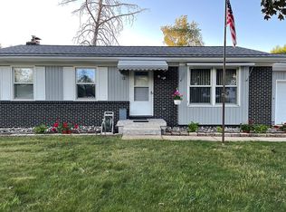 861 Bellewood Dr SE, Kentwood, MI 49508