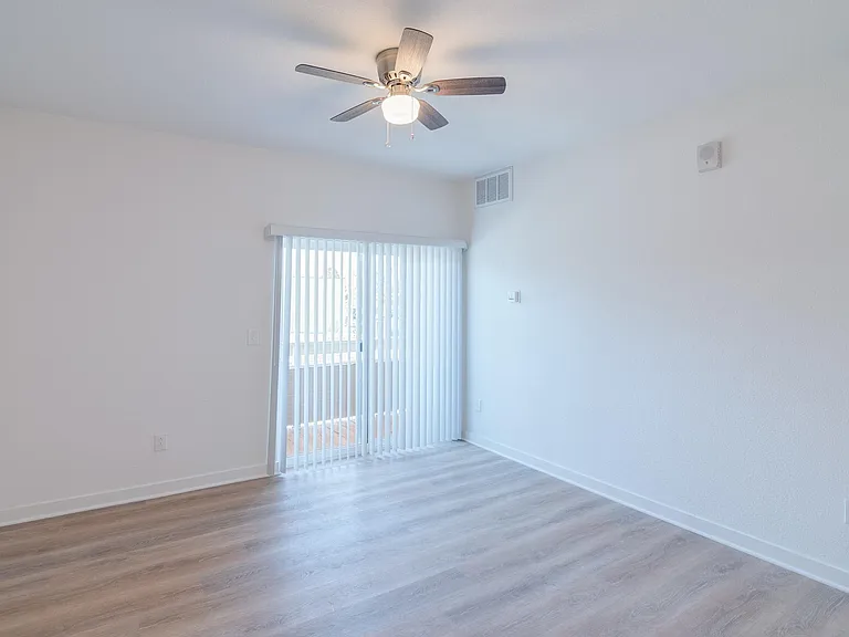 1034 S Dearborn St #304 — Photo 6