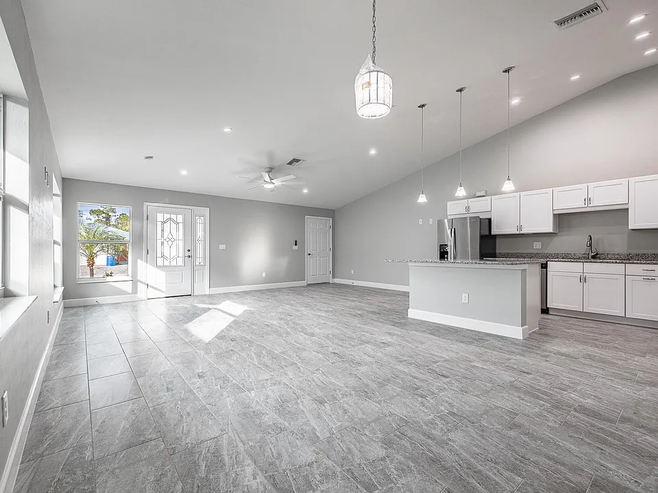184 Broward Ave