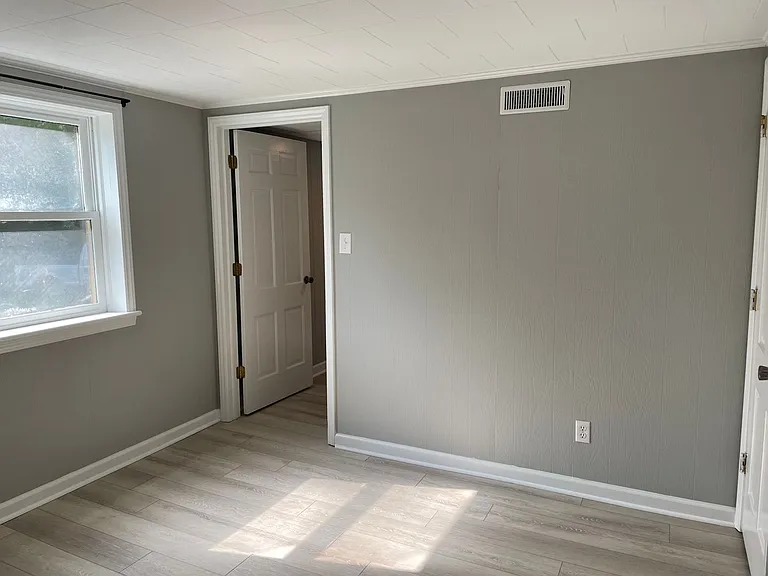 7942 Lake Vista Dr — Photo 41