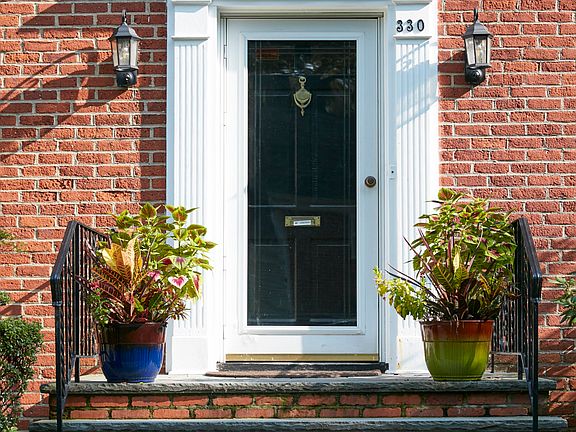 Front Door w bluestone