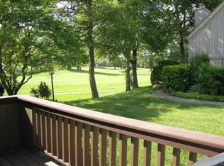 617 Cherokee Ln, Stratford, CT 06614