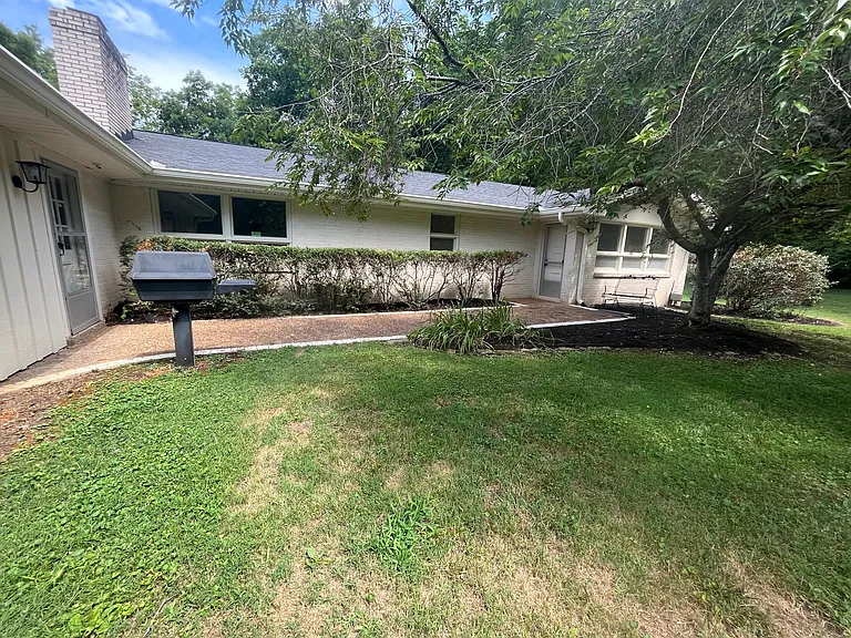 1793 Tyne Blvd — Photo 30