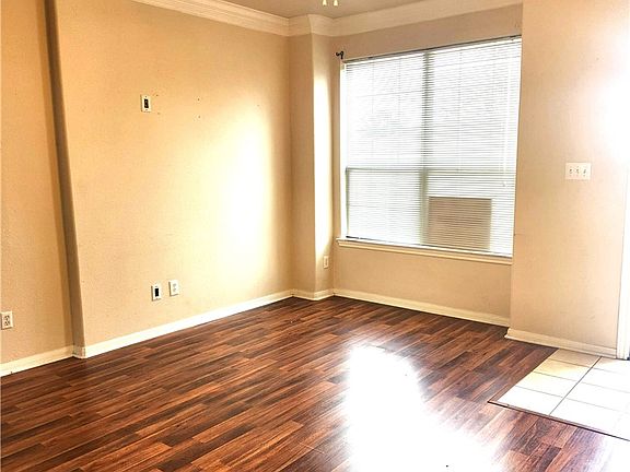 3rd image of 2507 Rhapsody Ct