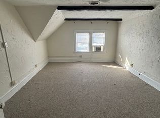 219 Green St APT 5, Schenectady, NY 12305