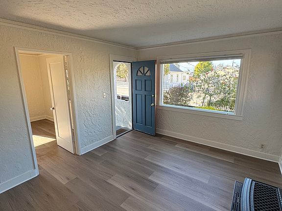 2nd image of 1099 David Ave