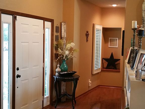 entry with vaulted ceiling