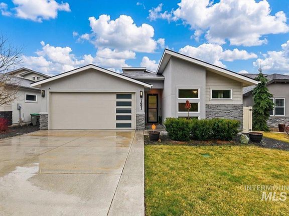 2nd image of 7691 W Hill Rd