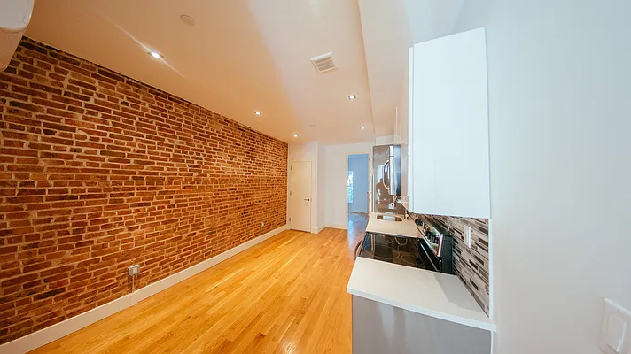 Rented by Lofts and Flats LLC | media 57