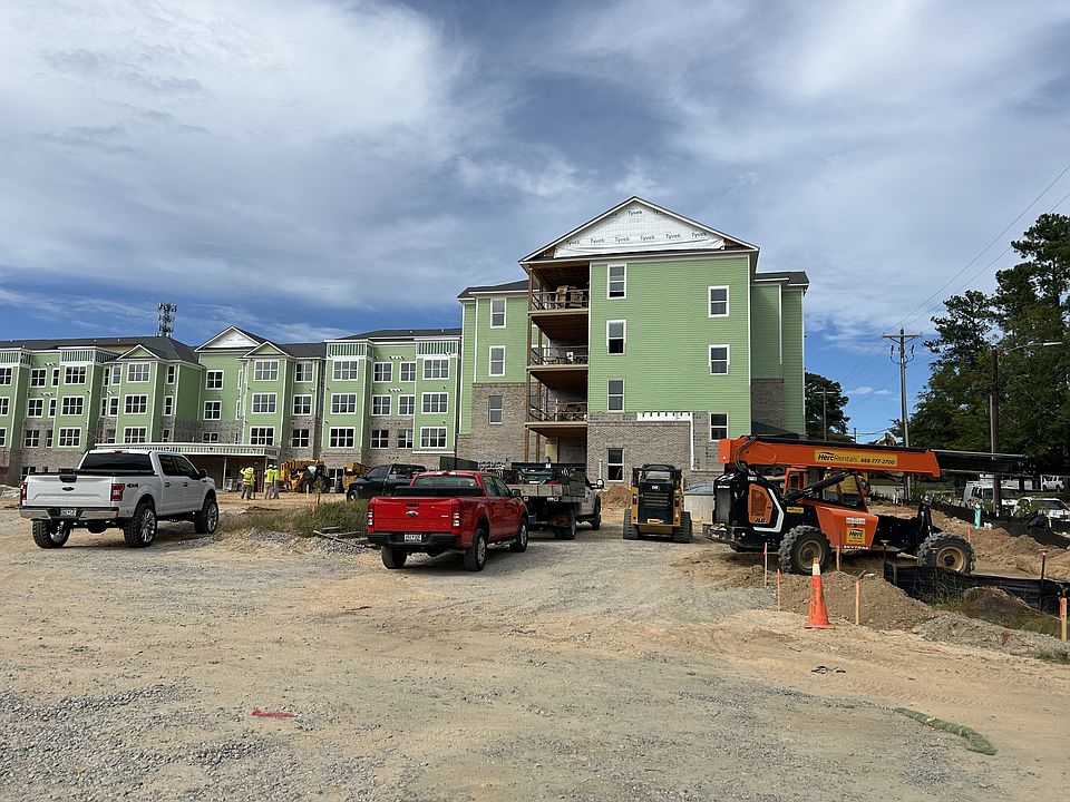 Building Photo 3