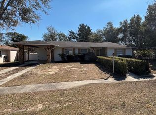 9161 N Abbot Dr, Citrus Springs, FL 34434