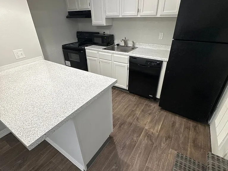 The Vibe at 8035 Apartments — Photo 83
