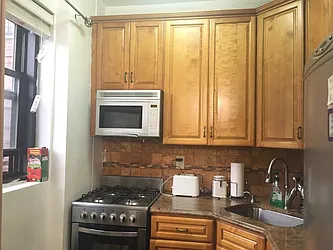 Sold by Winzone Realty Inc