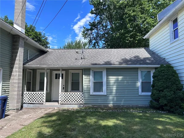 59 Olcott St #2, Lockport, NY 14094