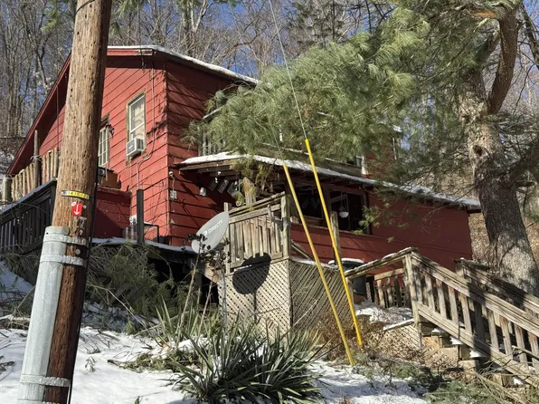 751 Garrison Ave, Charleston, WV 25302