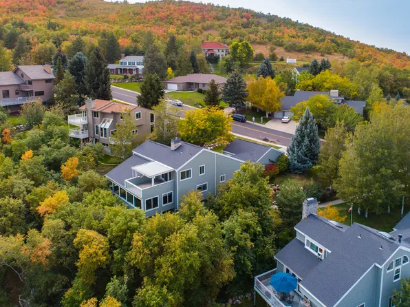 1979 S Cave Hollow Way, Bountiful, UT 84010