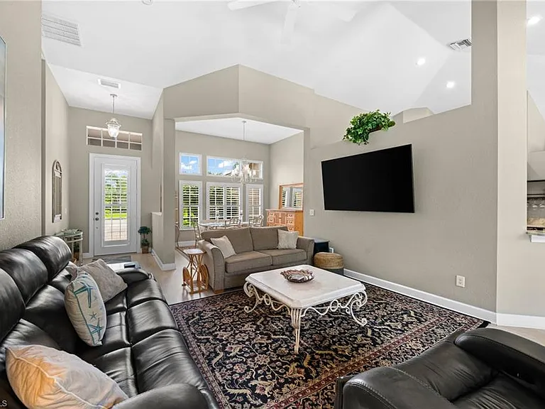 8888 Mustang Island Cir — Photo 20