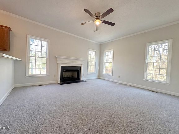 3rd image of 3117 Twatchman Dr