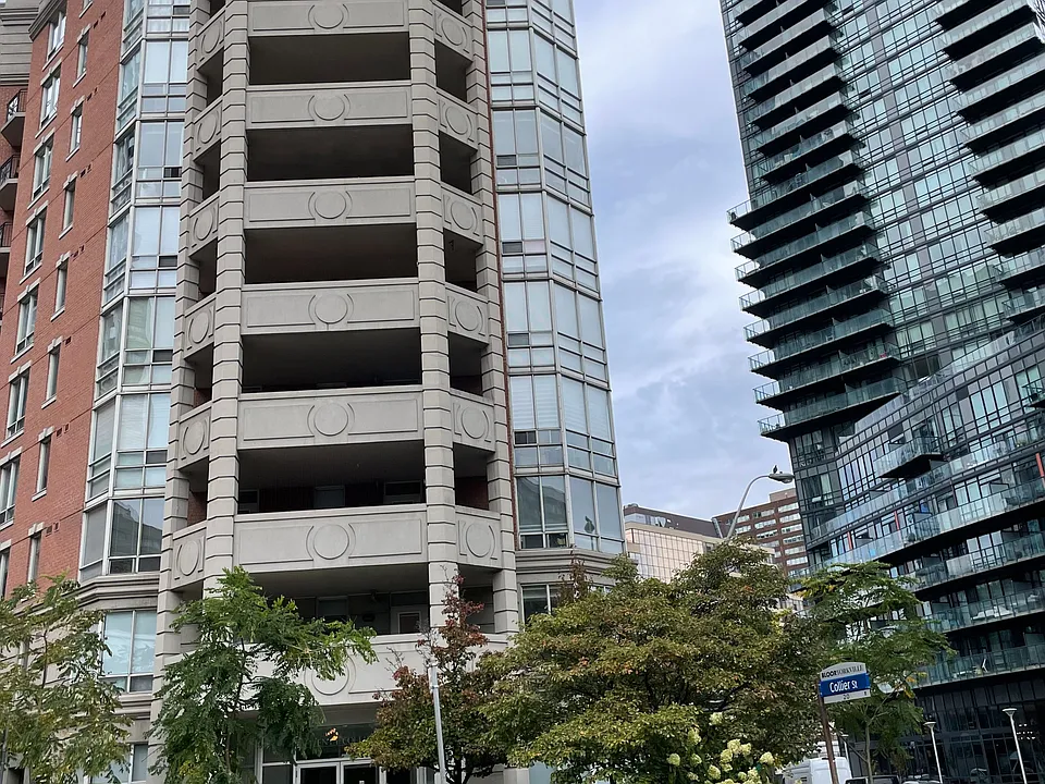 20 Collier St #407